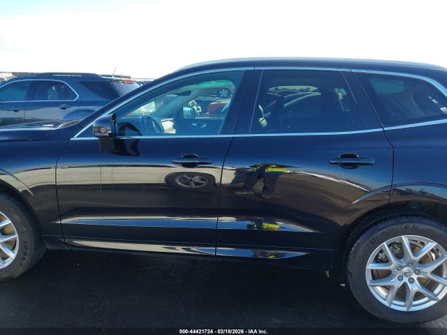 2021 Volvo Xc60 T6 Momentum მანქანა იყიდება აუქციონზე, vin: YV4A22RK6M1770389, აუქციონის ნომერი: 44421724
