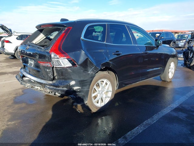 2021 Volvo Xc60 T6 Momentum მანქანა იყიდება აუქციონზე, vin: YV4A22RK6M1770389, აუქციონის ნომერი: 44421724