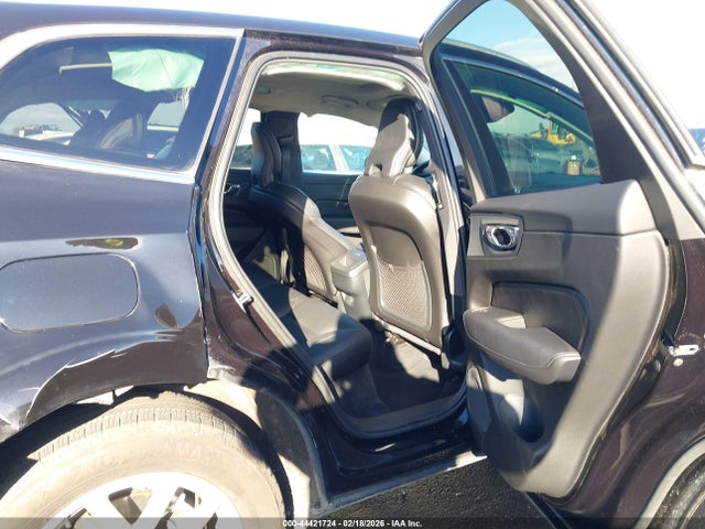 2021 Volvo Xc60 T6 Momentum მანქანა იყიდება აუქციონზე, vin: YV4A22RK6M1770389, აუქციონის ნომერი: 44421724