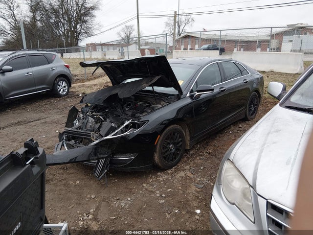Lincoln MKZ 2016 3LN6L2GK2GR600402 Image 2