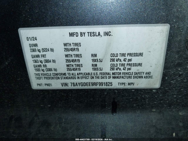 Продажа на аукционе авто 2024 Tesla Model Y Long Range Dual Motor All-wheel Drive, vin: 7SAYGDEE9RF991825, номер лота: 44421769