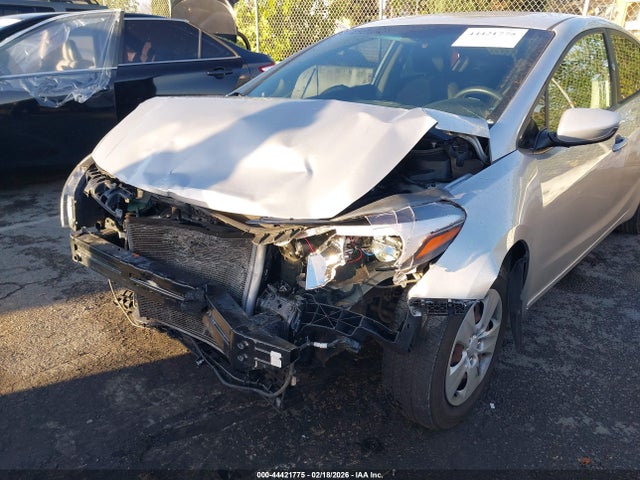 KIA FORTE LX 2017 3KPFK4A7XHE031492 Image 6