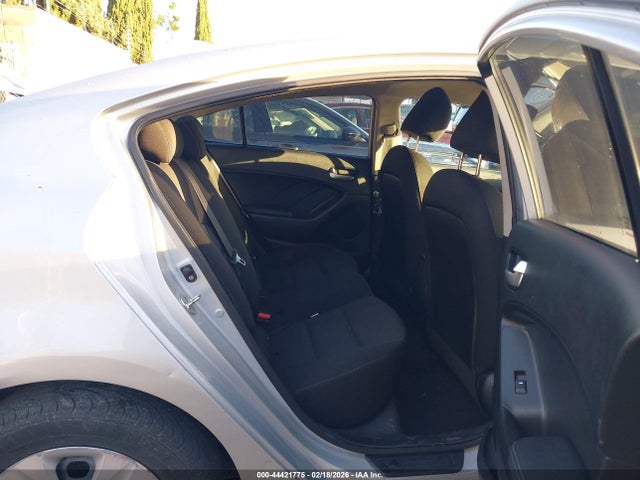 KIA FORTE LX 2017 3KPFK4A7XHE031492 Image 8