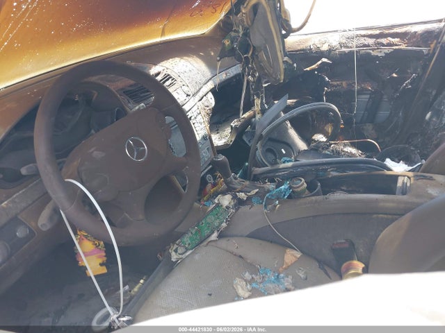 44421830 :رقم المزاد ، WDBUF56X97B112052 vin ، 2007 Mercedes-benz E 350 مزاد بيع