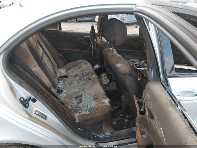 44421830 :رقم المزاد ، WDBUF56X97B112052 vin ، 2007 Mercedes-benz E 350 مزاد بيع