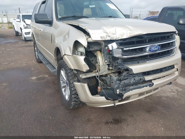 1FMJU1JT8HEA75482 Ford Expedition Xlt