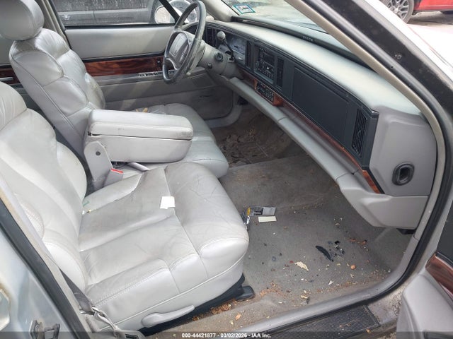 1998 Buick Lesabre Custom მანქანა იყიდება აუქციონზე, vin: 1G4HP52K1WH526959, აუქციონის ნომერი: 44421877
