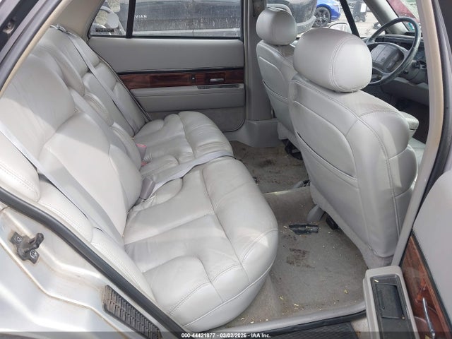 1998 Buick Lesabre Custom მანქანა იყიდება აუქციონზე, vin: 1G4HP52K1WH526959, აუქციონის ნომერი: 44421877