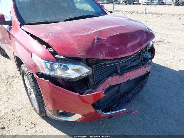 44421897 :رقم المزاد ، 1GNERGKW4JJ221819 vin ، 2018 Chevrolet Traverse Lt مزاد بيع