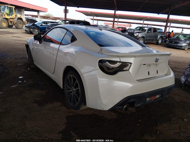 2017 TOYOTA 86 JF1ZNAA16H8705801 Photo 2