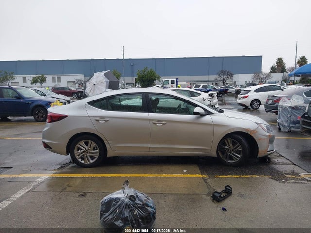 5NPD84LF6KH412849 Hyundai ELANTRA SEL