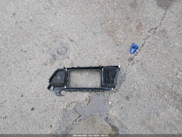5NPD84LF6KH412849 Hyundai ELANTRA SEL