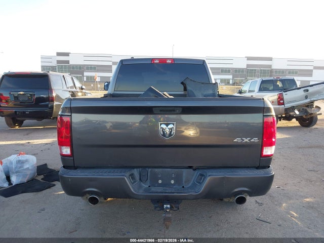 2017 Ram 1500 Express  4x4 6'4 Box მანქანა იყიდება აუქციონზე, vin: 1C6RR7FT9HS853186, აუქციონის ნომერი: 44421966