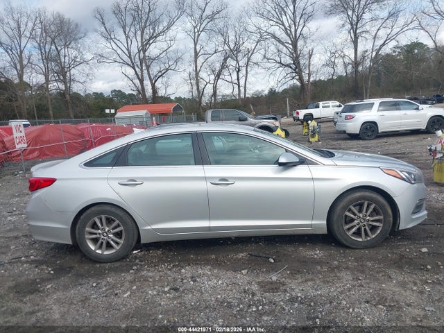 Hyundai SONATA SE 2015 5NPE24AF0FH031805 Image 13