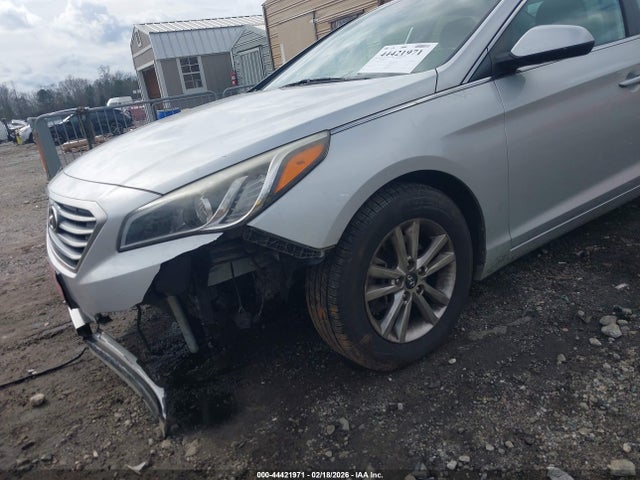 Hyundai SONATA SE 2015 5NPE24AF0FH031805 Image 6