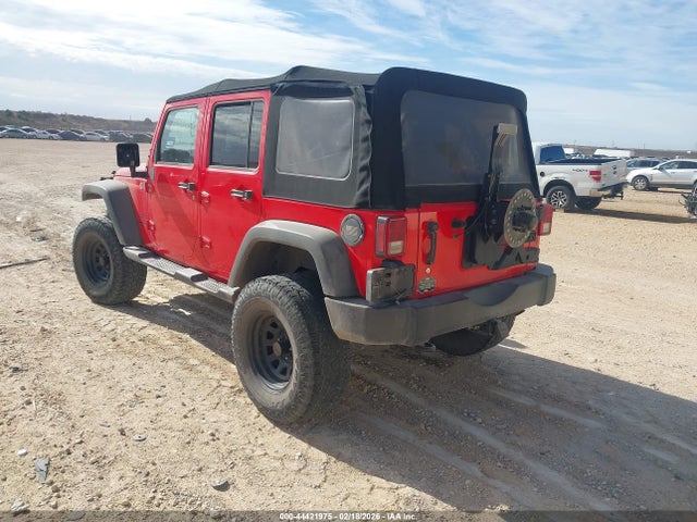 2015 JEEP WRANGLER UNLIMITED 1C4BJWDG9FL526828 Photo 2