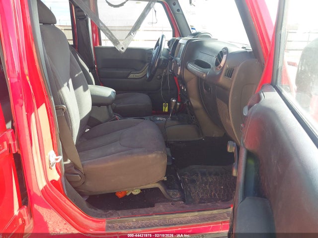 2015 JEEP WRANGLER UNLIMITED 1C4BJWDG9FL526828 Photo 4