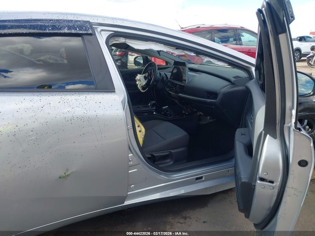 2024 TOYOTA PRIUS JTDACAAU0R3023826 Photo 4