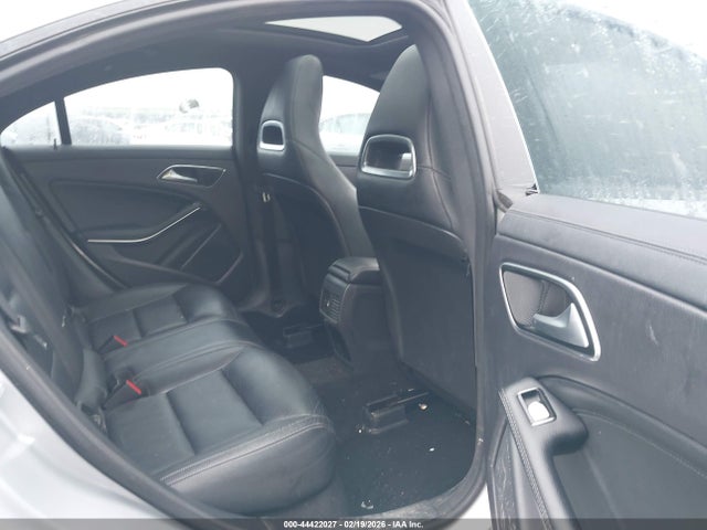 2014 MERCEDES-BENZ CLA 45 AMG WDDSJ5CB7EN085399 Photo 7