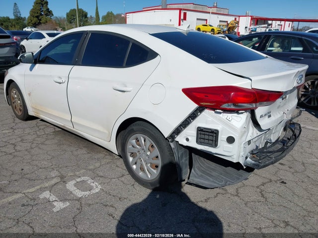 Hyundai ELANTRA SE 2017 5NPD74LF2HH185705 Image 3