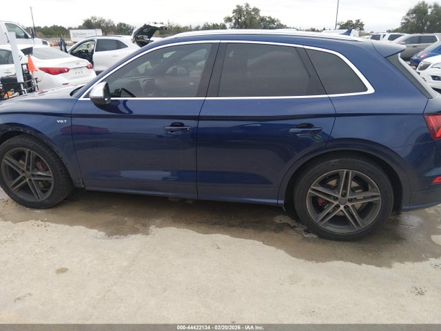 2018 Audi Sq5 3.0t Premium Plus მანქანა იყიდება აუქციონზე, vin: WA1C4AFY2J2225153, აუქციონის ნომერი: 44422134