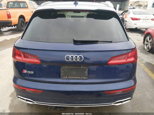 2018 Audi Sq5 3.0t Premium Plus მანქანა იყიდება აუქციონზე, vin: WA1C4AFY2J2225153, აუქციონის ნომერი: 44422134
