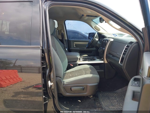 Продаж на аукціоні авто 2018 Ram 1500 Big Horn  4x4 5'7 Box, vin: 3C6RR7LG2JG230593, номер лоту: 44422139