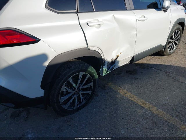 Toyota Corolla Cross Xle 2023 7MUDAAAG4PV062319 Image 6