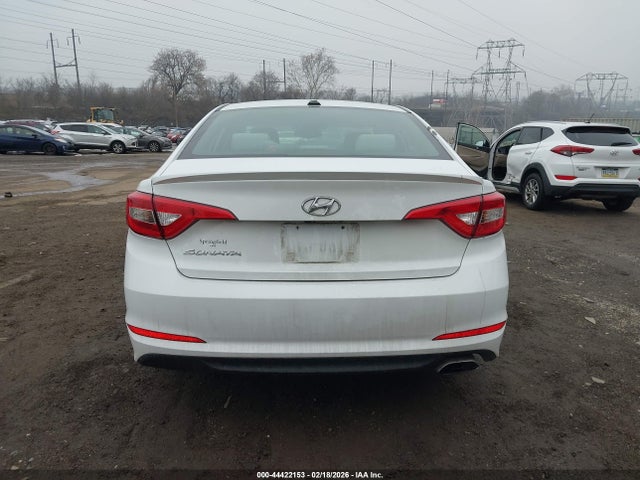 Hyundai SONATA SE 2016 5NPE24AFXGH309367 Image 16