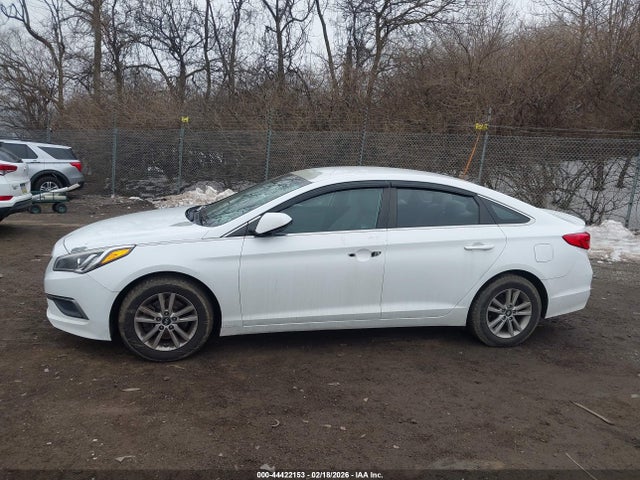 Hyundai SONATA SE 2016 5NPE24AFXGH309367 Image 6