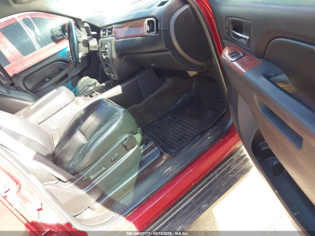 2014 GMC YUKON XL 1500 1GKS2KE70ER211596 Photo 4