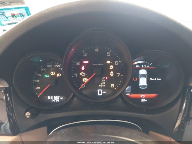 2019 PORSCHE MACAN WP1AA2A51KLB01880 Photo 6
