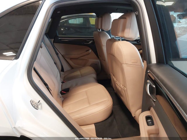 2019 PORSCHE MACAN WP1AA2A51KLB01880 Photo 7