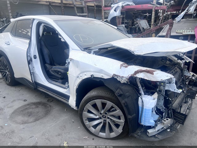 2023 LEXUS RZ 450E JTJAAAAB5PA018325