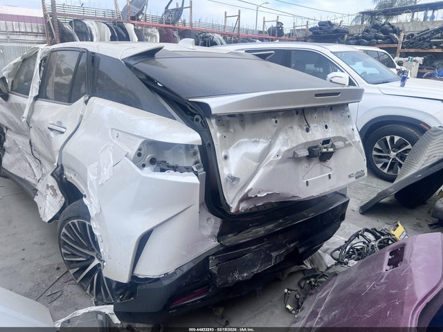 2023 LEXUS RZ 450E JTJAAAAB5PA018325 Photo 3