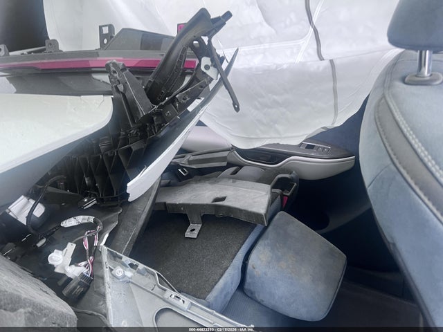 2023 LEXUS RZ 450E JTJAAAAB5PA018325 Photo 7