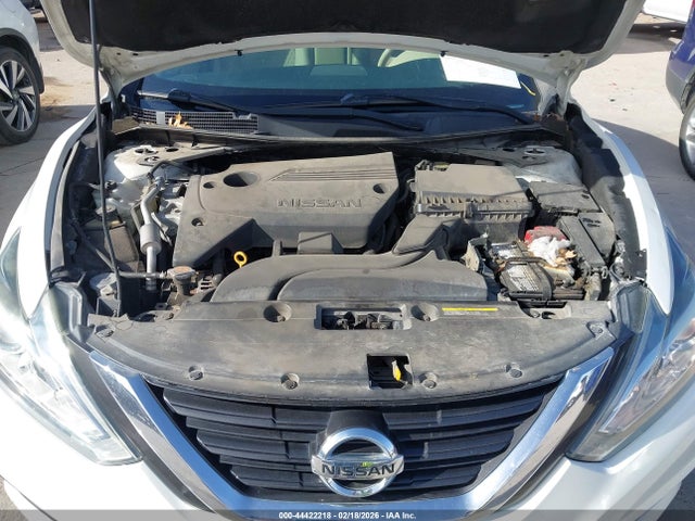 1N4AL3AP8HC284888 Nissan Altima 2.5 S