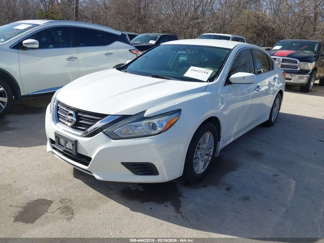 1N4AL3AP8HC284888 Nissan Altima 2.5 S