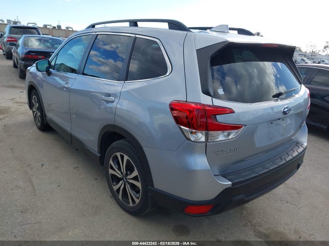 JF2SKAUC5MH459806 Subaru Forester Limited