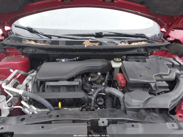 JN1BJ1CP1JW188162 Nissan Rogue Sport S