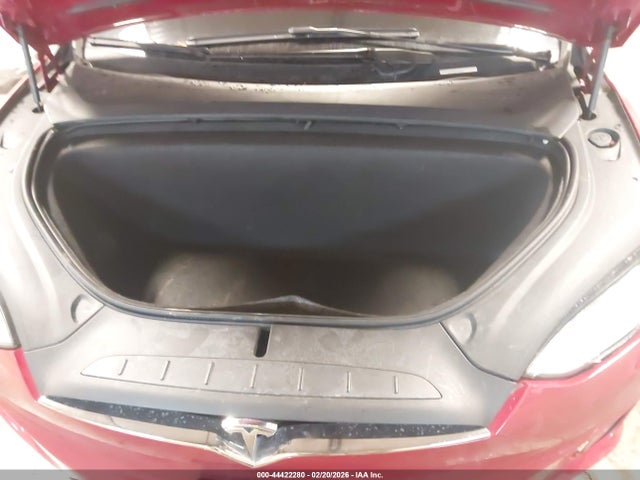 Продажа на аукционе авто 2018 Tesla Model X 100d/75d/p100d, vin: 5YJXCDE20JF125722, номер лота: 44422280