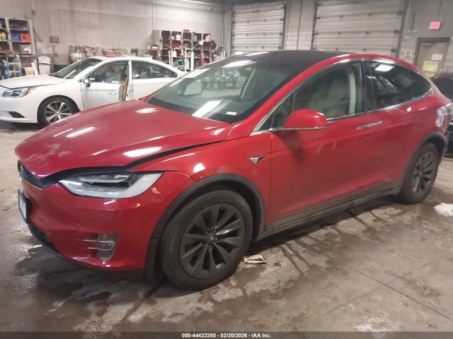 Продажа на аукционе авто 2018 Tesla Model X 100d/75d/p100d, vin: 5YJXCDE20JF125722, номер лота: 44422280