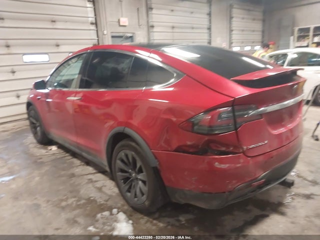 Продажа на аукционе авто 2018 Tesla Model X 100d/75d/p100d, vin: 5YJXCDE20JF125722, номер лота: 44422280