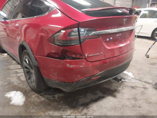 Продажа на аукционе авто 2018 Tesla Model X 100d/75d/p100d, vin: 5YJXCDE20JF125722, номер лота: 44422280