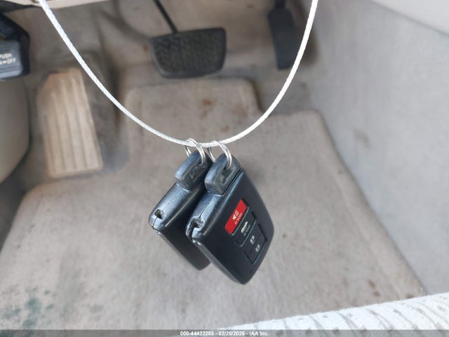2013 Toyota Camry Hybrid Xle მანქანა იყიდება აუქციონზე, vin: 4T1BD1FK4DU069134, აუქციონის ნომერი: 44422285