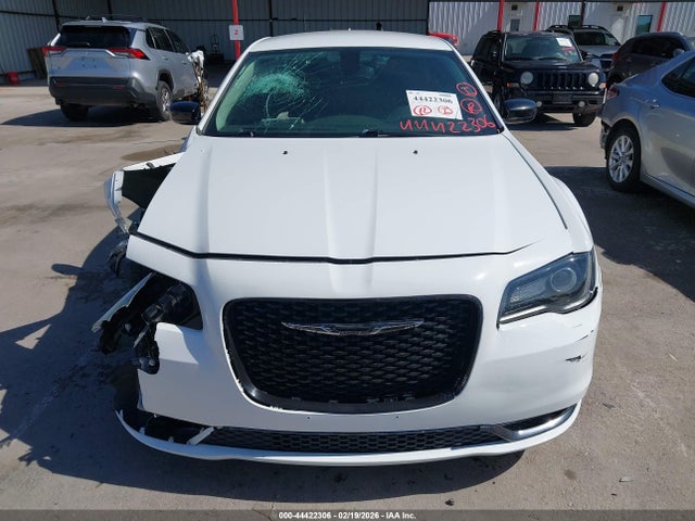 Aukcja sprzedaży 2019 Chrysler 300 Touring, vin: 2C3CCAAGXKH601988, numer aukcji: 44422306