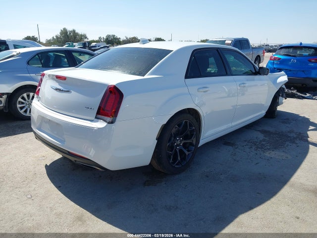 Aukcja sprzedaży 2019 Chrysler 300 Touring, vin: 2C3CCAAGXKH601988, numer aukcji: 44422306