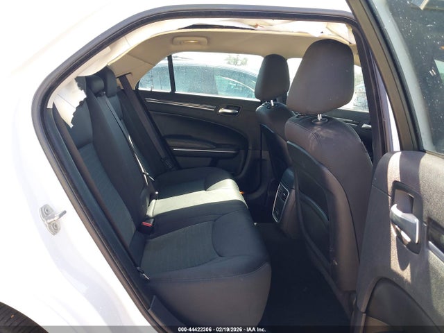 Aukcja sprzedaży 2019 Chrysler 300 Touring, vin: 2C3CCAAGXKH601988, numer aukcji: 44422306