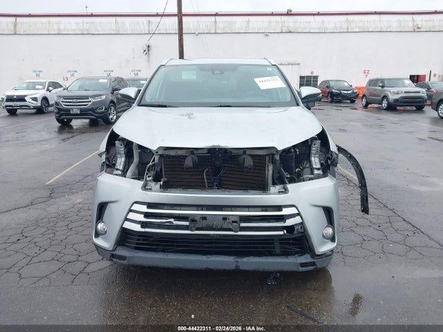 5TDJZRFH4JS553664 Toyota Highlander Xle