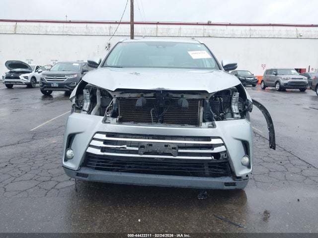 5TDJZRFH4JS553664 Toyota Highlander Xle